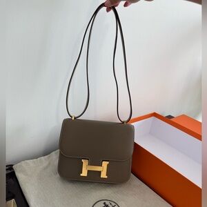 Hermes Constance 18 Etoupe